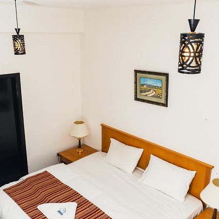 Pan Emirates Hotel Apartments Sardzsa Kültér fotó