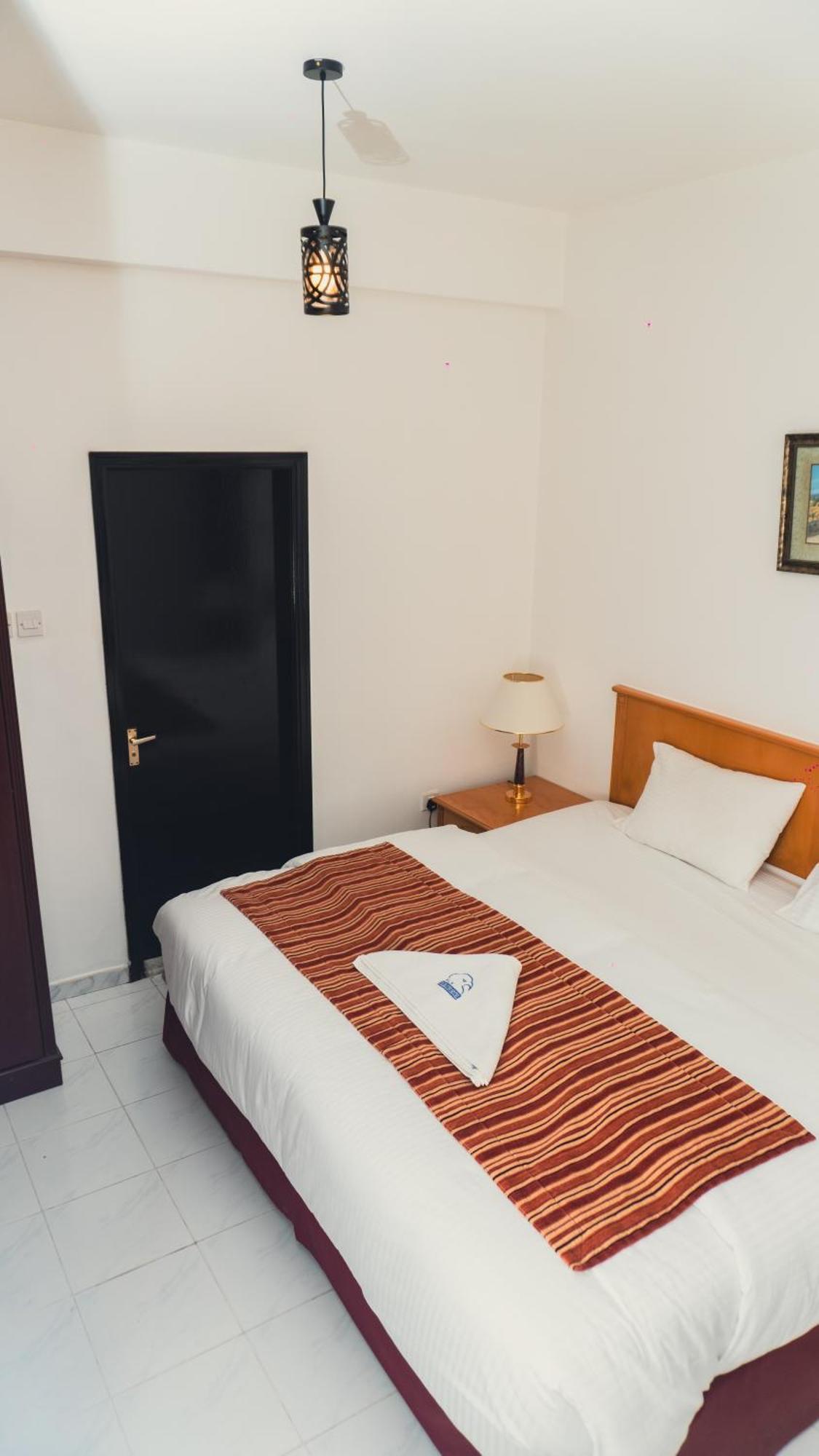 Pan Emirates Hotel Apartments Sardzsa Kültér fotó